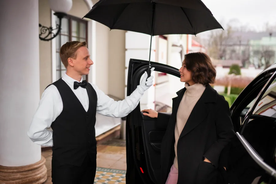 hire-polo-club-minicabs